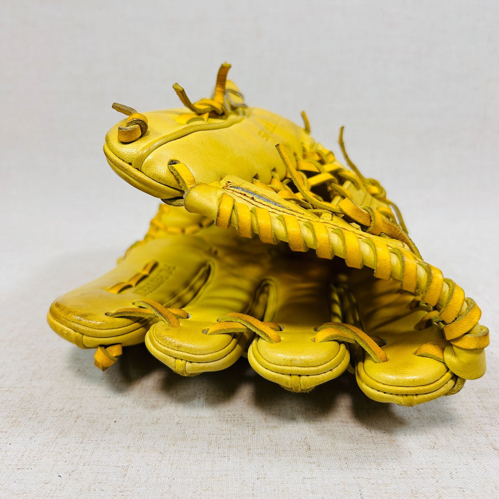 一般軟式 外野手用グラブ