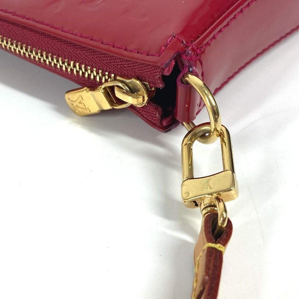 ルイヴィトン アクセソワール ヴェルニ ポシェット ピンク モノグラム