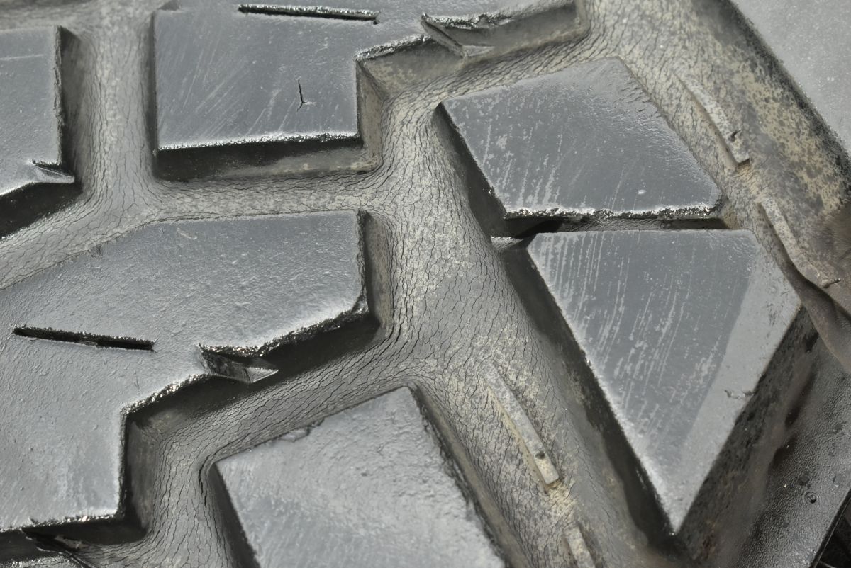 絶対お買い得！ カスタムサイズ NITTO Trail Grappler M T ニットー トレイルグラップラー 37×12.50R17 ブロックタイヤ マッドテレーン ラングラー