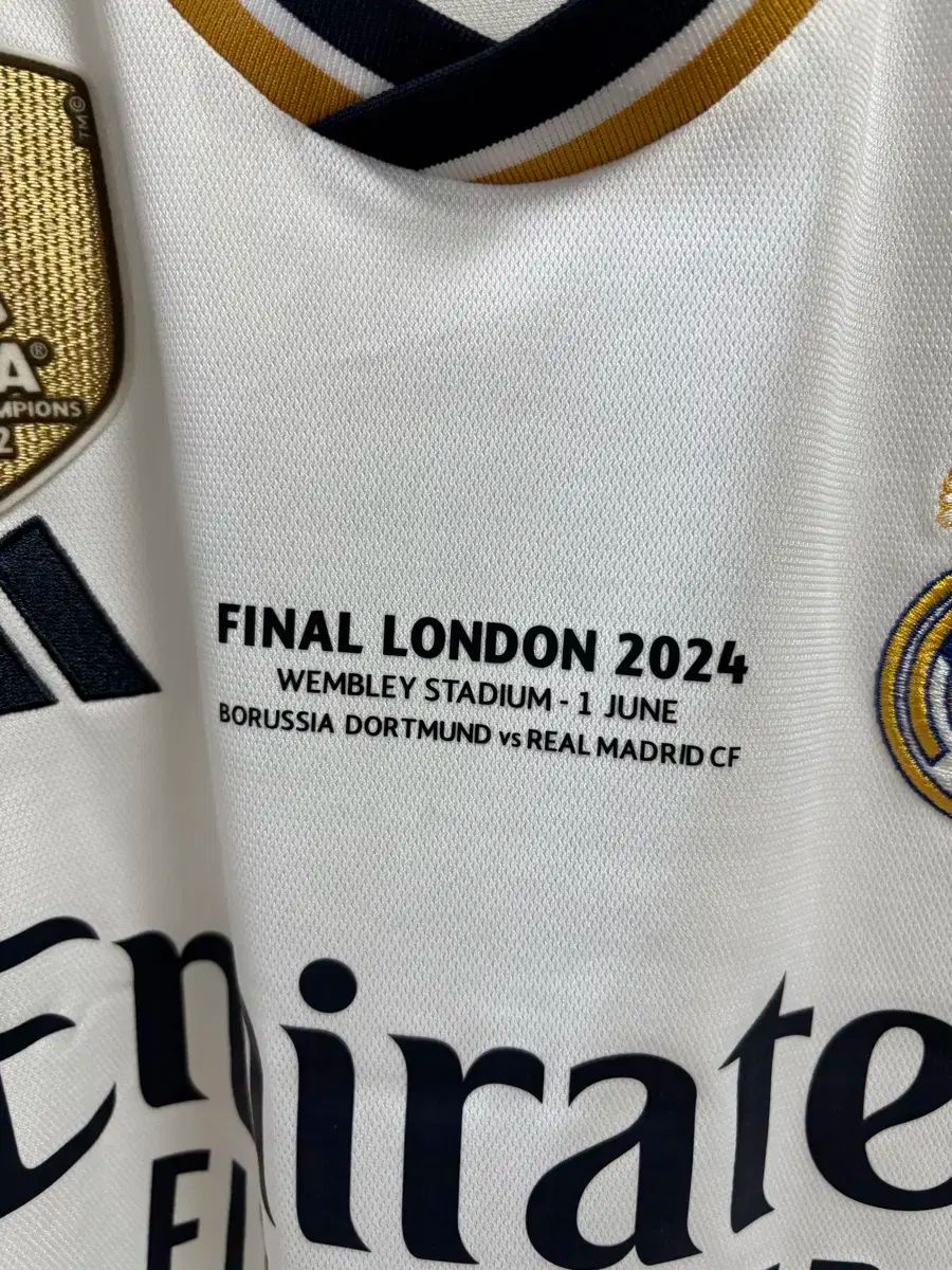 レアルマドリード24-25レプリカユニフォーム長袖　ジュードベリンガムLサイズ レアルマドリード24-25レプリカユニフォーム長袖 ジュードベリンガムL