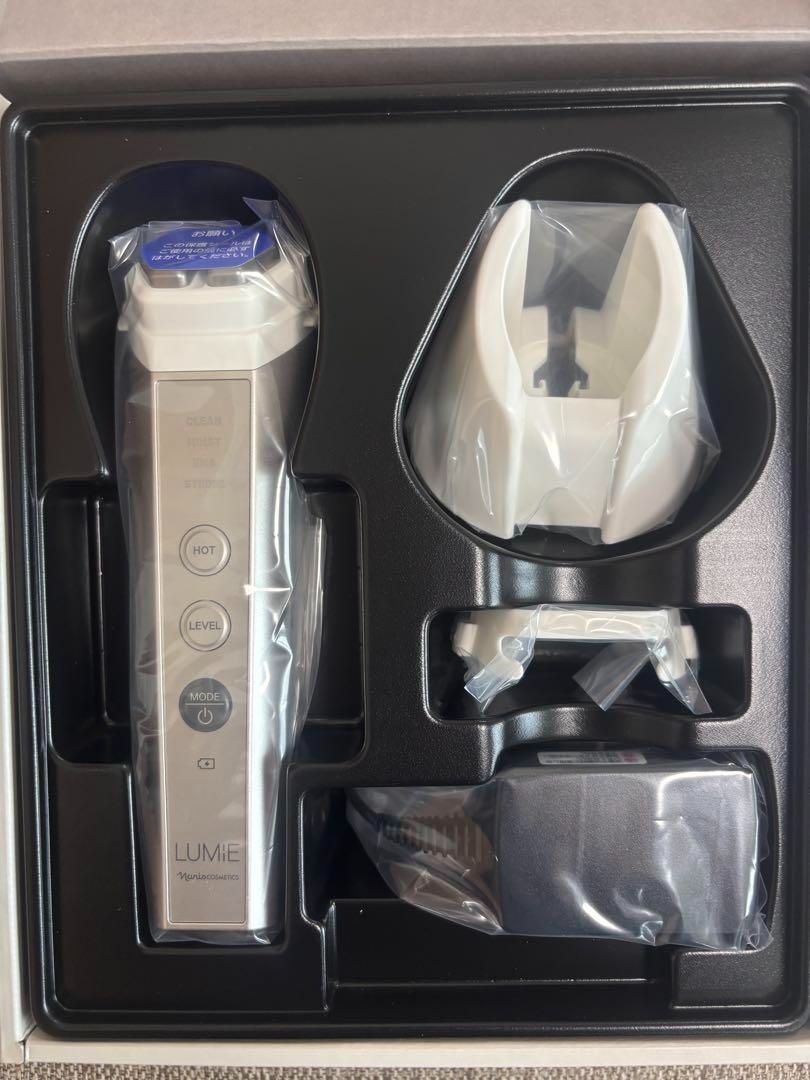 ナリス　ルミエ LUMiE 3in美顔器 新品未使用　ナリスルクエ　セット ナリス ルミエ LUMiE 3in美顔器 新品未使用 ナリスルクエ セット