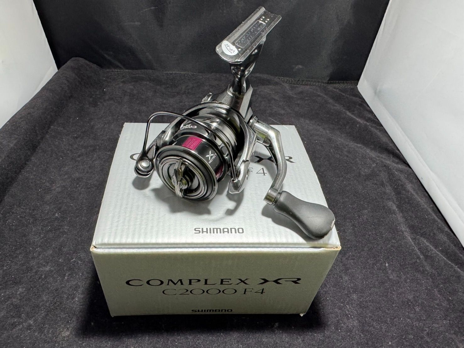 シマノ　21コンプレックスXR C2000F4 HG ☆特価☆ シマノ(SHIMANO) 21 コンプレックス XR C2000F4HG コンプレックス XR