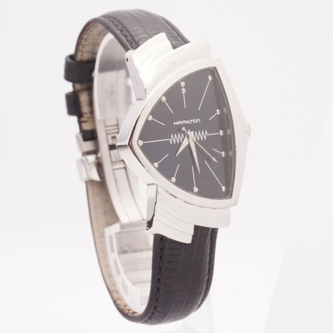 可動品【HAMILTON/ハミルトン】ベンチュラ　H244110　ブラックダイヤル　シルバー　SS　レザーベルト/黒　QZ　メンズ腕時計　A711 ベンチュラ Quartz - ダイヤルカラー:ブルー - H24411142 | Hamilton Watch