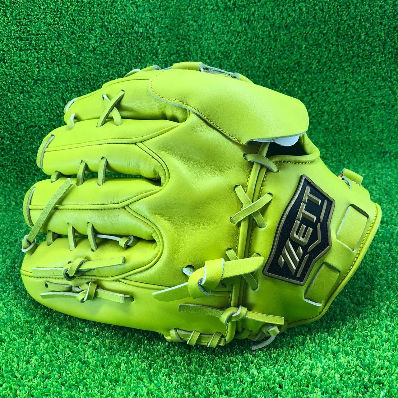 ゼット ZETT 投手用 硬式野球 投手用 ピッチャーグローブ 右投げ 834 ゼット ZETT 投手用 硬式野球 投手用 ピッチャーグローブ 右投げ 834