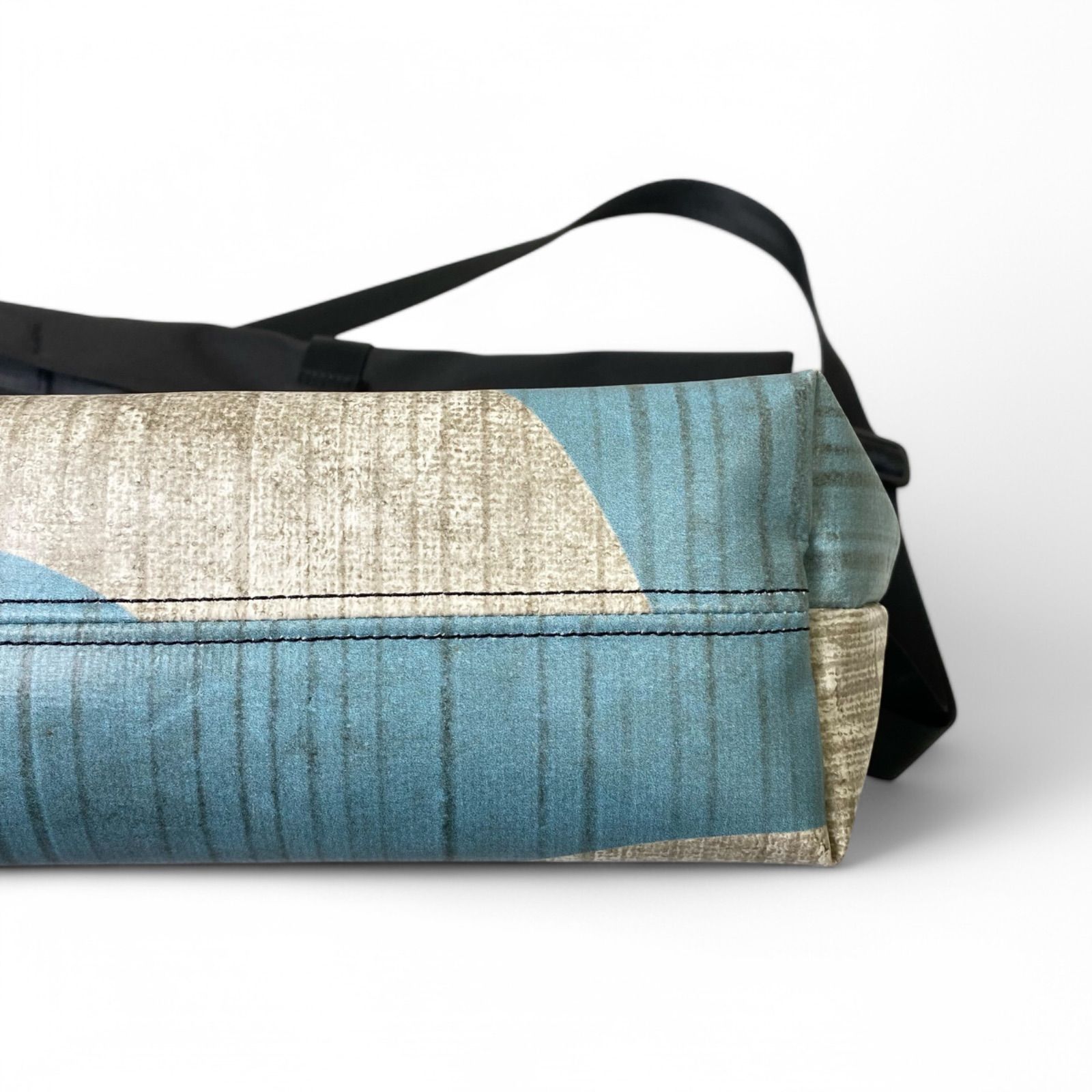 FREITAG フライターグ ROLLIN SHOULDER BAG F640 - メルカリ