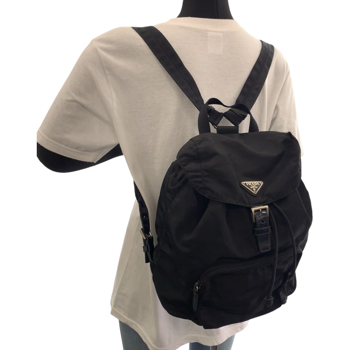 PRADA プラダ テスート 三角ロゴプレート ブラック 黒 シルバー金具 