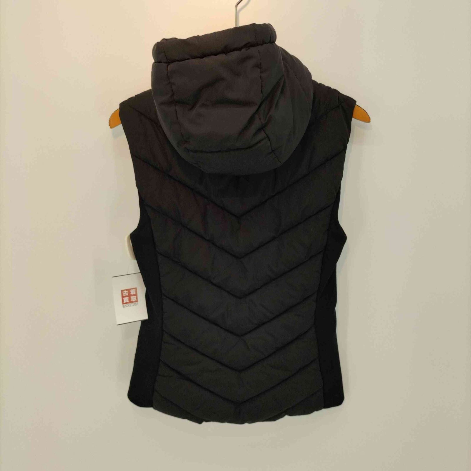 テクニカルキルティングベスト - ブラック | ZARA Japan / 日本
