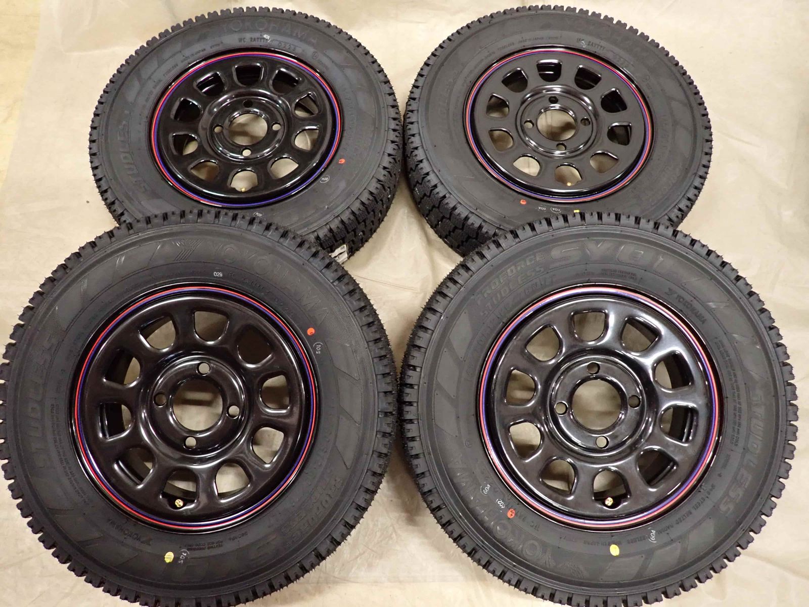 安い！かわいい！ 冬4本 製 会社宛 145 80R12×4J 80 78 LT ヨコハマ SY01 デイトナブラック 赤青 スチール 軽トラック NO D6670 トップファッション販売。