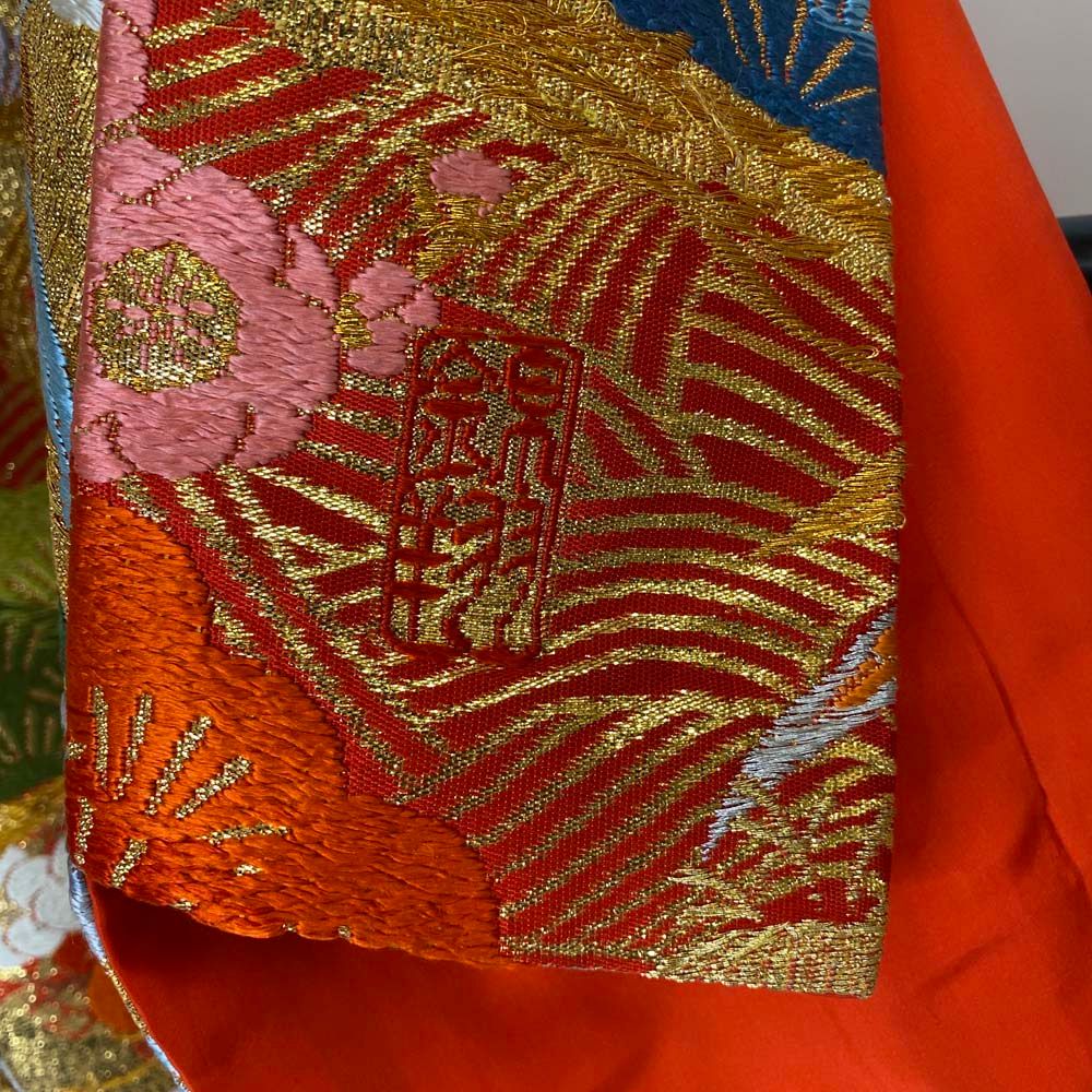 色打掛 正絹 鶴 刺繍 赤 金 打掛 Mサイズ 裄66 花嫁衣裳 婚礼  