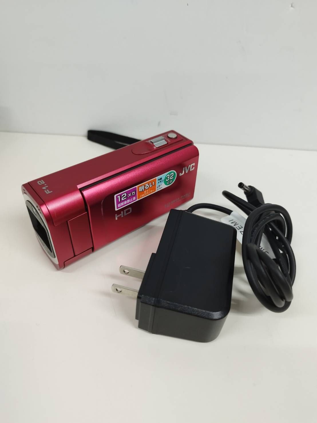 JVC ケンウッド F1.2 GZ-V675-R ビデオカメラ - メルカリ