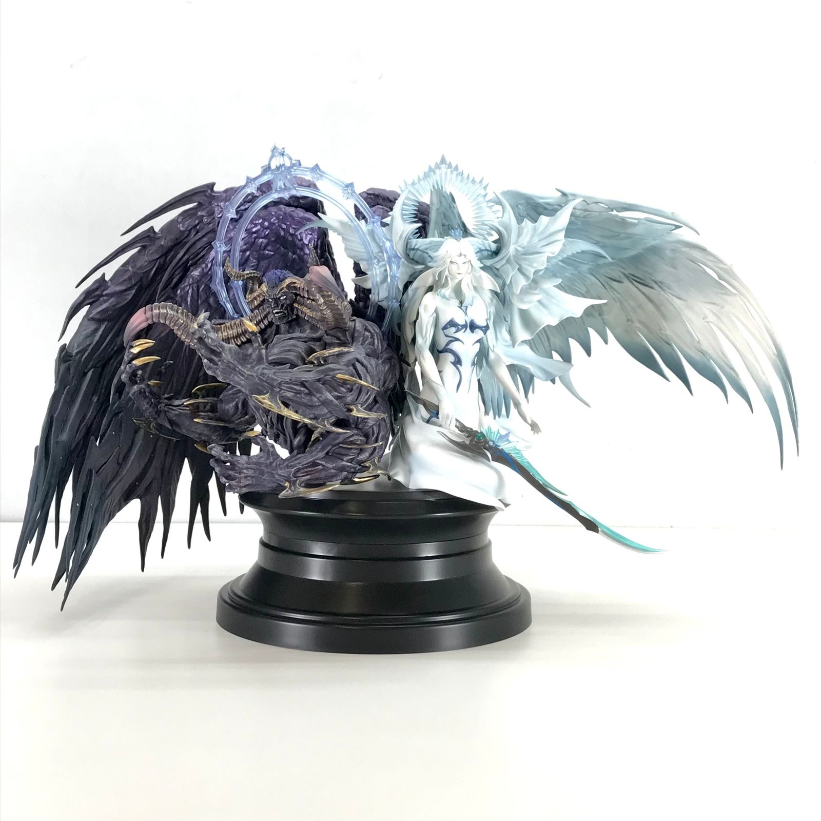 ▽SUQARE ENIX フィギュア ハイデリン＆ゾディアーク