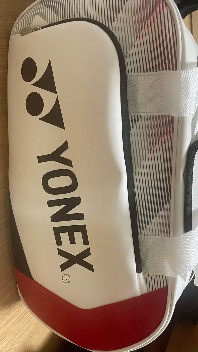 韓国YONEX ヨネックスミニトーナメントバッグ249BT005Uホワイト ヨネックス ( YONEX ) ミニトーナメントバッグ 249BT005U - メルカリ