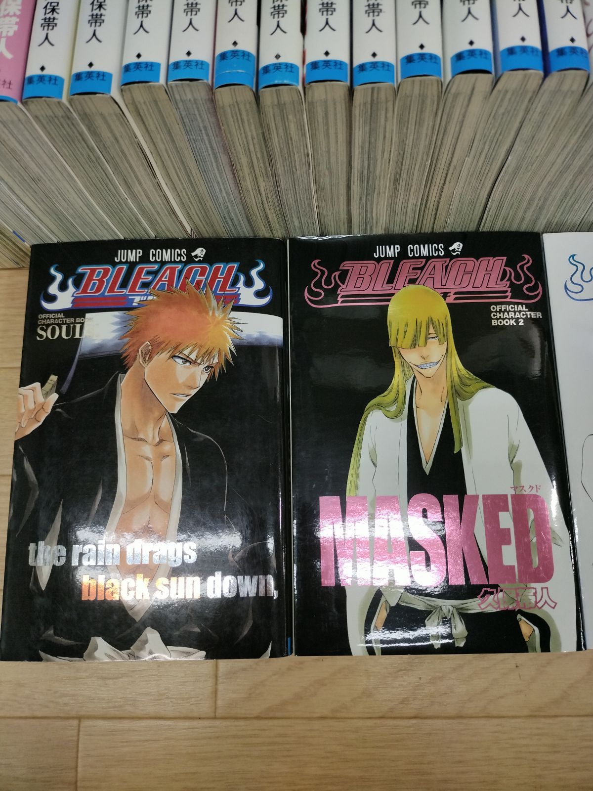 BLEACH ブリーチ　漫画　1-74巻　全巻　オフィシャルキャラクターブック 61nFCJI+CjL._UF350,350_QL50_.jpg