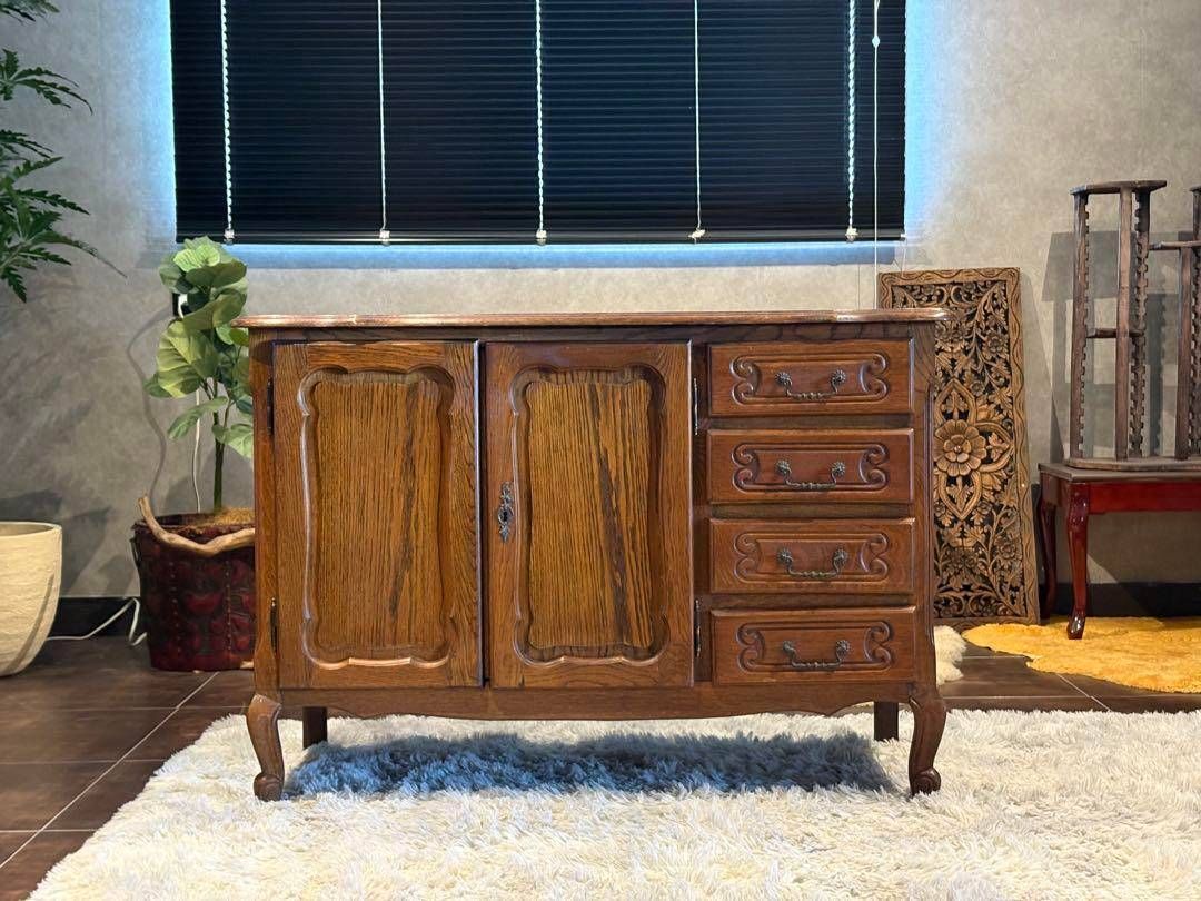 ヨーロピアン　クラシック　オーク材　サイドボード　クラシカル　アンティーク ヨーロピアン クラシック オーク材 サイドボード クラシカル