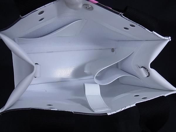 レオナール レザー