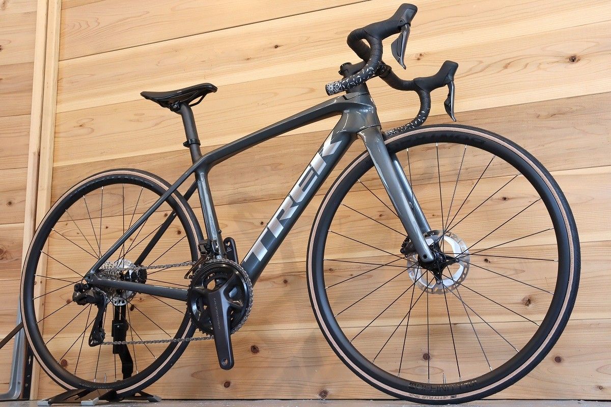 【ほぼ未使用】Di2 トレック エモンダ SL6 Disc ロードバイク トレック TREK エモンダ EMONDA SL6 DISC 2023 58サイズ シマノ