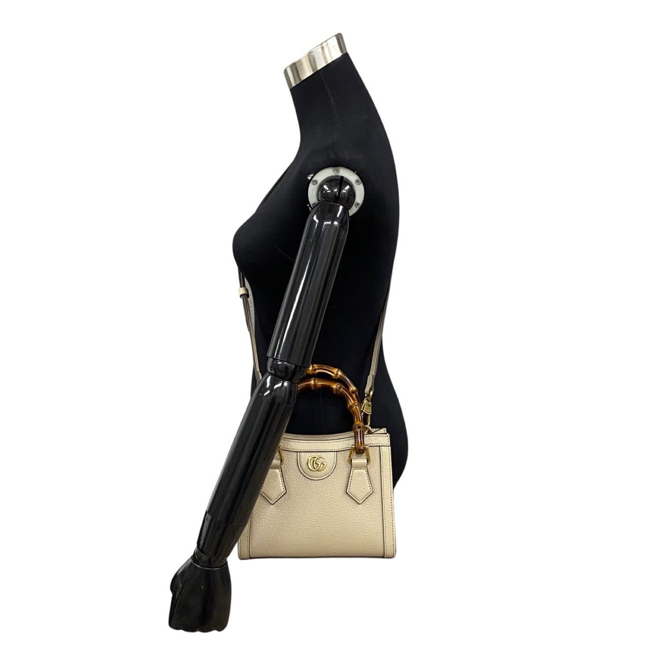 美品【グッチ】ダイアナ バンブー ミニショルダーバッグ 未使用保管品 GUCCI グッチ ダイアナ ミニ トート バンブー