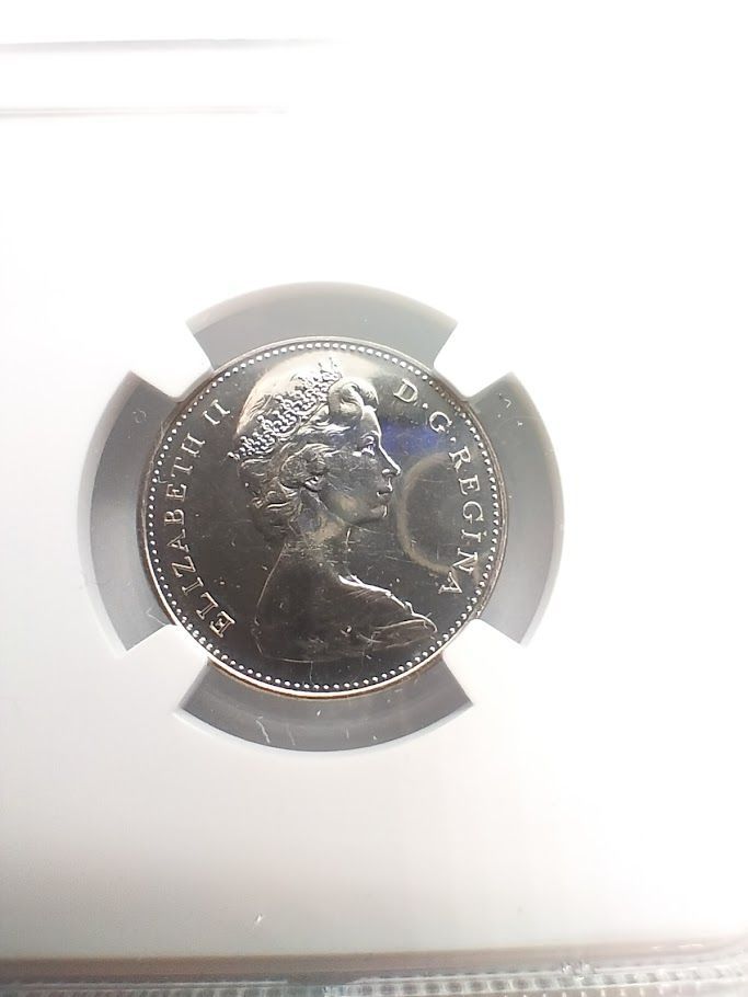カナダ UNCIRCULATED