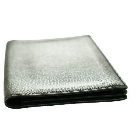 ルイヴィトン タイガ ポルトシェキエ カルトクレディ 二つ折り 長財布