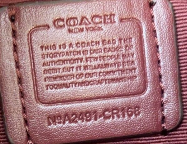 Coach コーチ