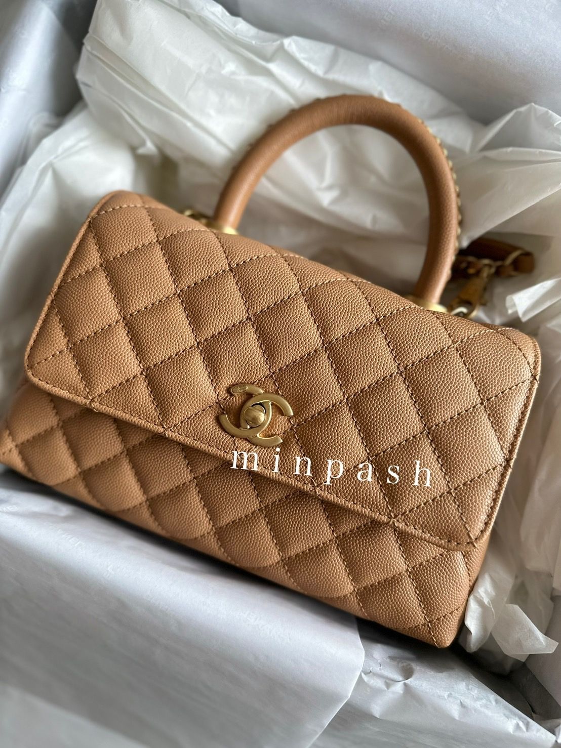 CHANEL ♡ ココハンドル 24 XS ベージュ キャメル - メルカリ
