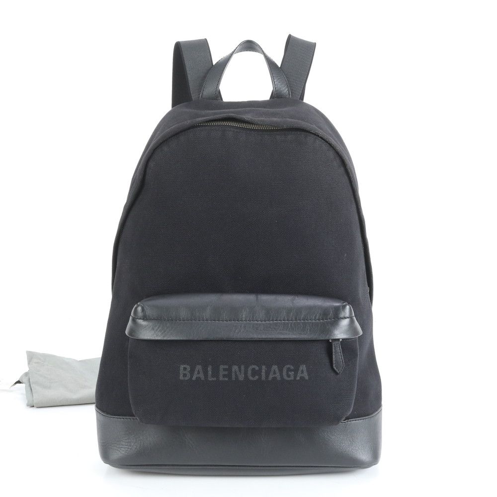 バレンシアガ リュックサック新品同様 バレンシアガ バックパック（バッグ・小物・ブランド雑貨