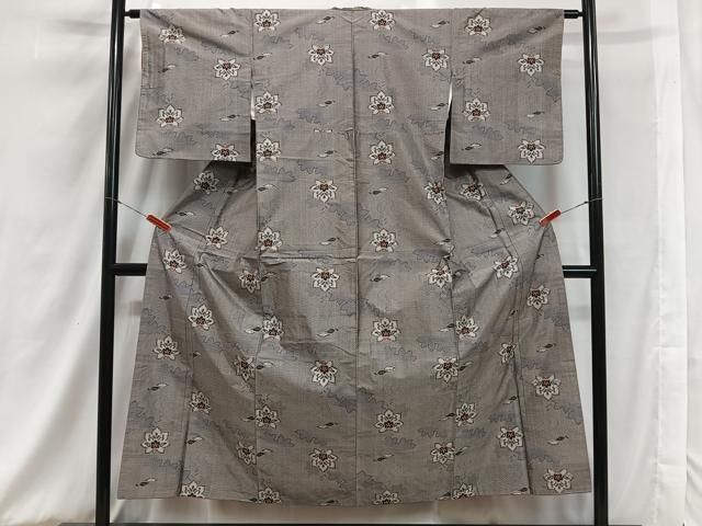 382) 未着用正絹本場泥大島龍郷柄(華やかな大輪の赤花) 本場大島紬 「