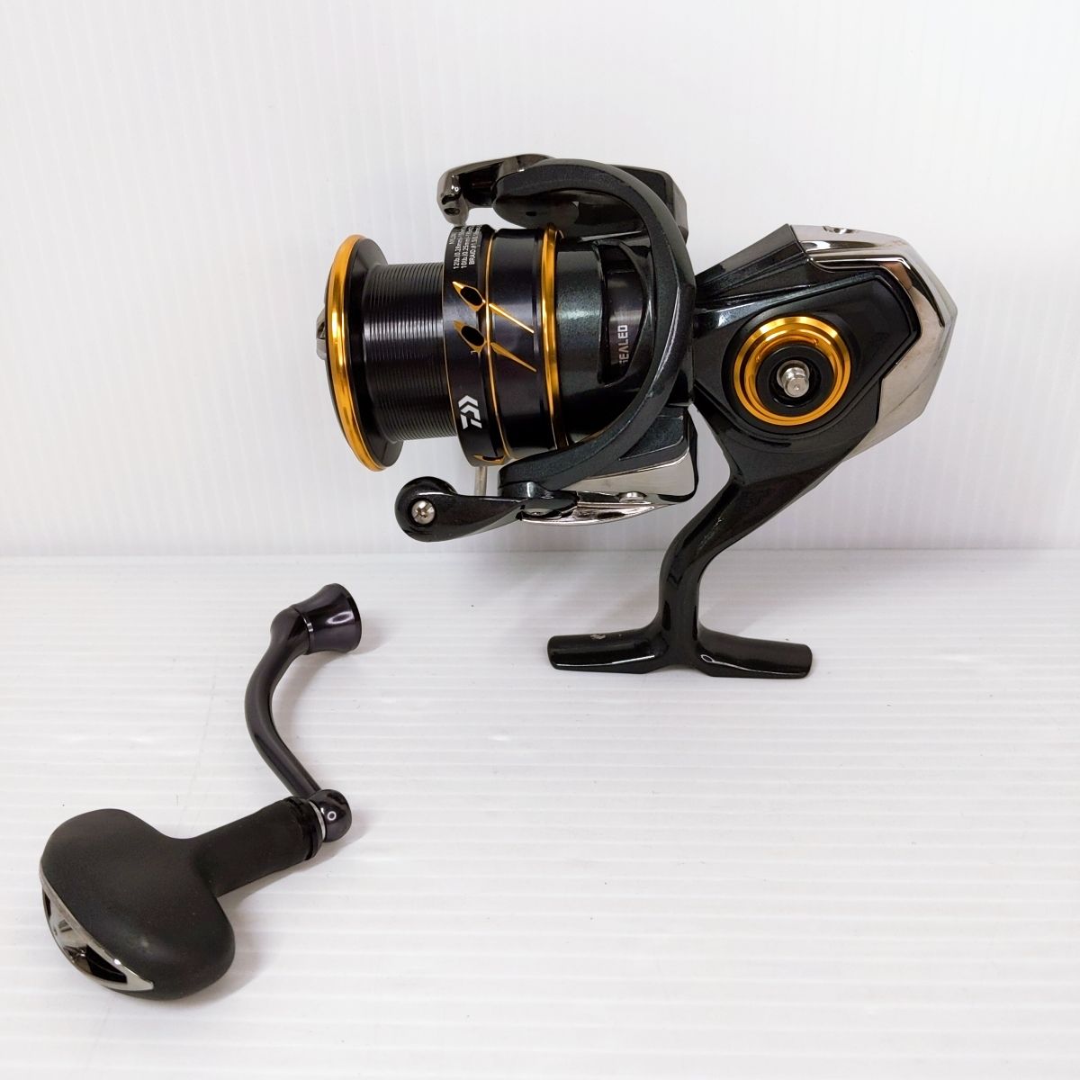 中古品】ダイワ スピニングリール 21カルディア LT4000-CXH〇YR-53613