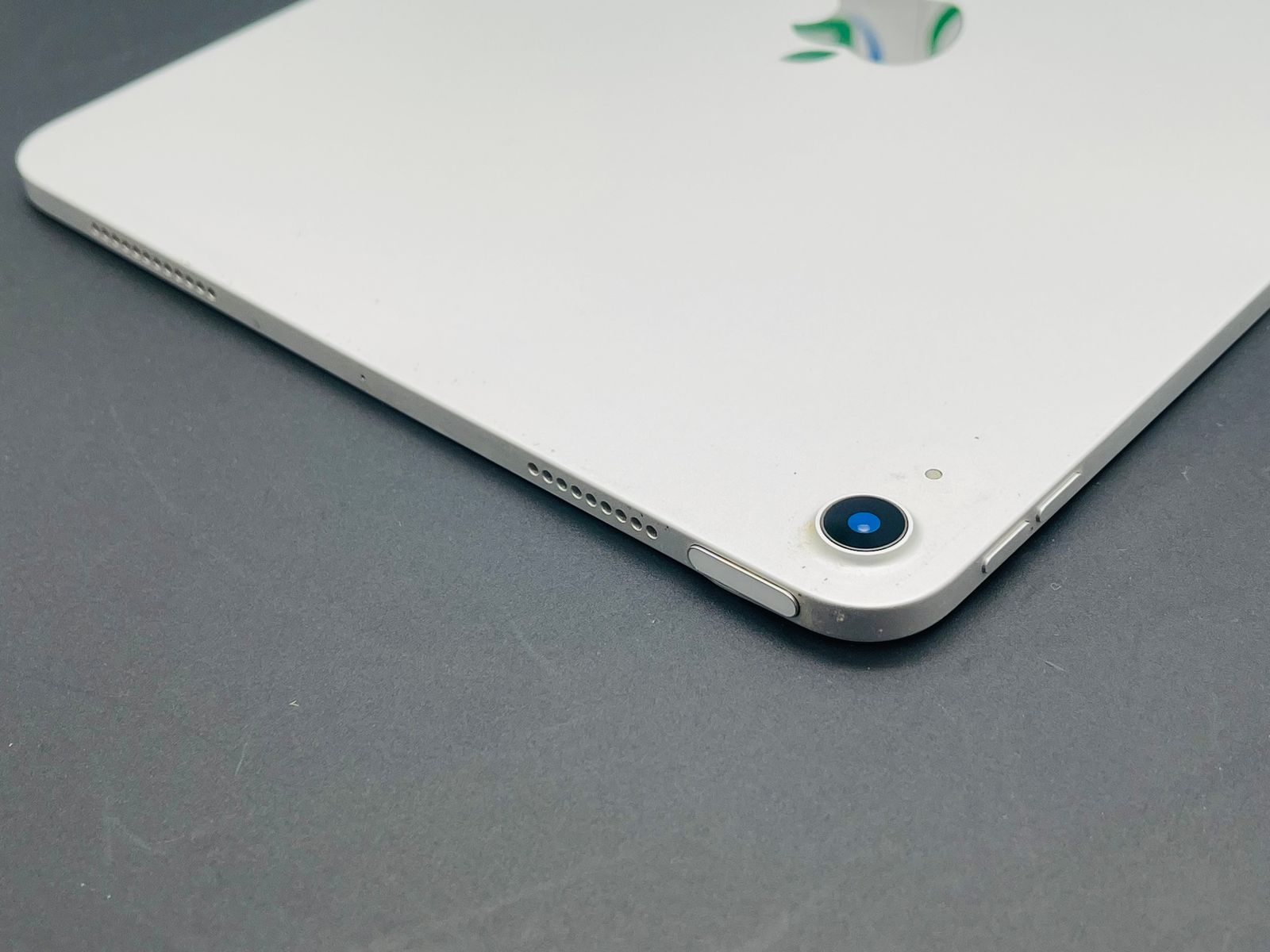 iPad Air 10.9インチ 64GB MYFN2J/A シルバー iPad Air 10.9インチ