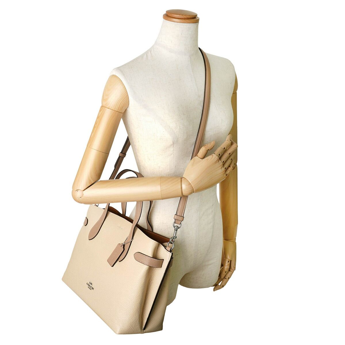 新品 コーチ COACH トートバッグ HANNA CARRYALL アイボリー 【公式通販】