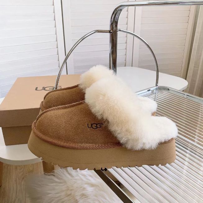 アグ UGG ディスケット シューズ スエード スリッポン 厚底 ムートン チェスナット スノーブーツ - メルカリ