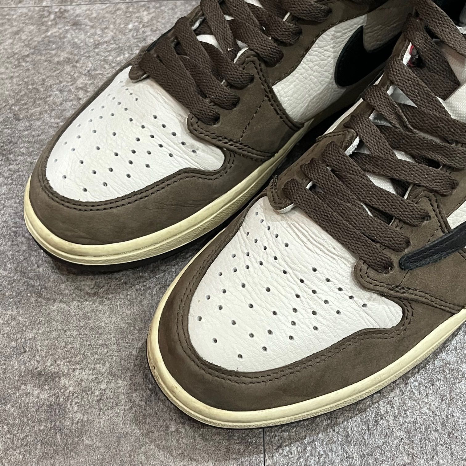 国内正規 TRAVIS SCOTT NIKE AIR JORDAN 1 HI OG TS SP DARK 国内正規 TRAVIS SCOTT NIKE AIR JORDAN 1 HI OG TS SP DARK