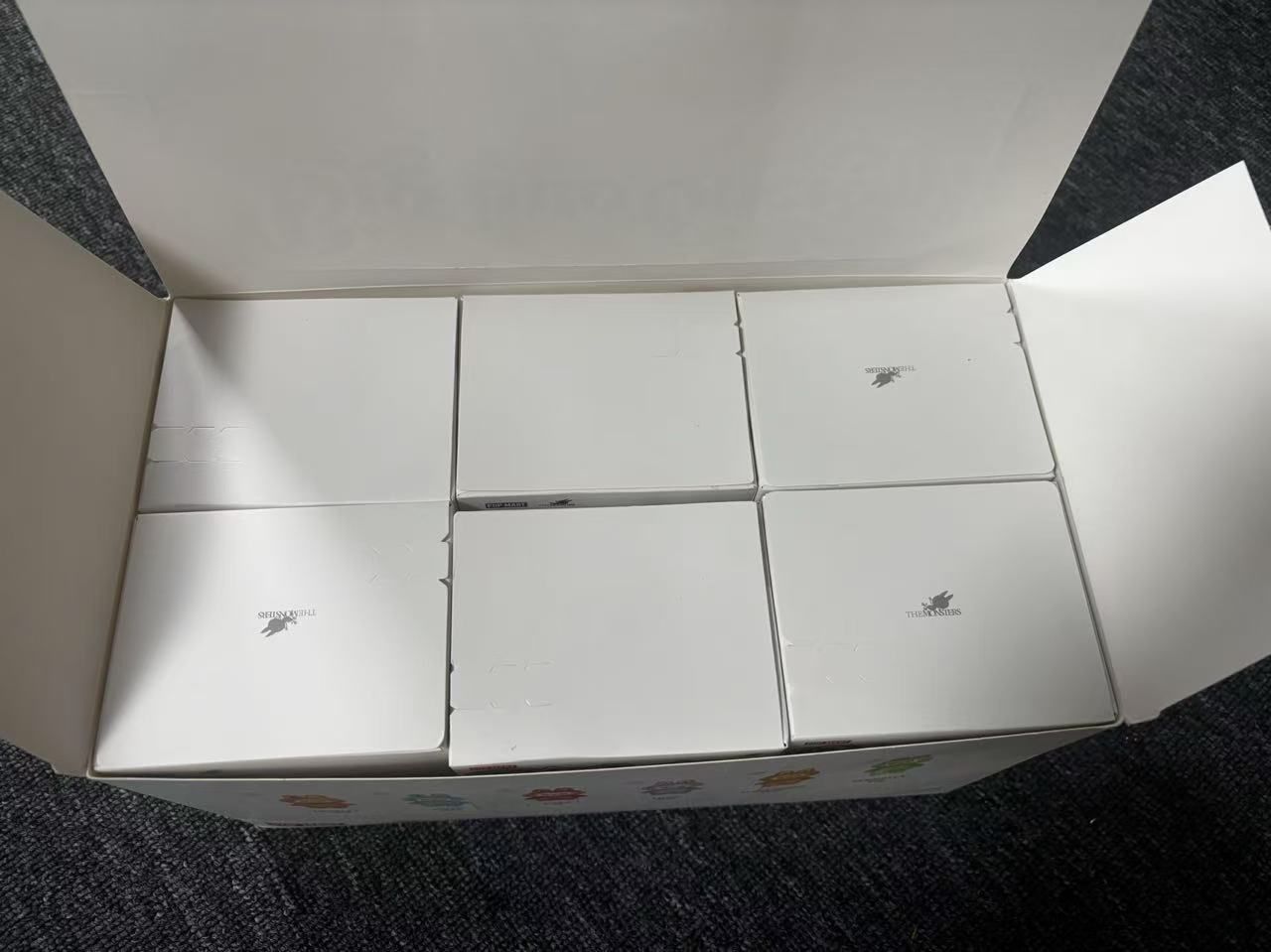美品】Labubu THE MONSTERS Big into Energy 1BOX シュリンク
