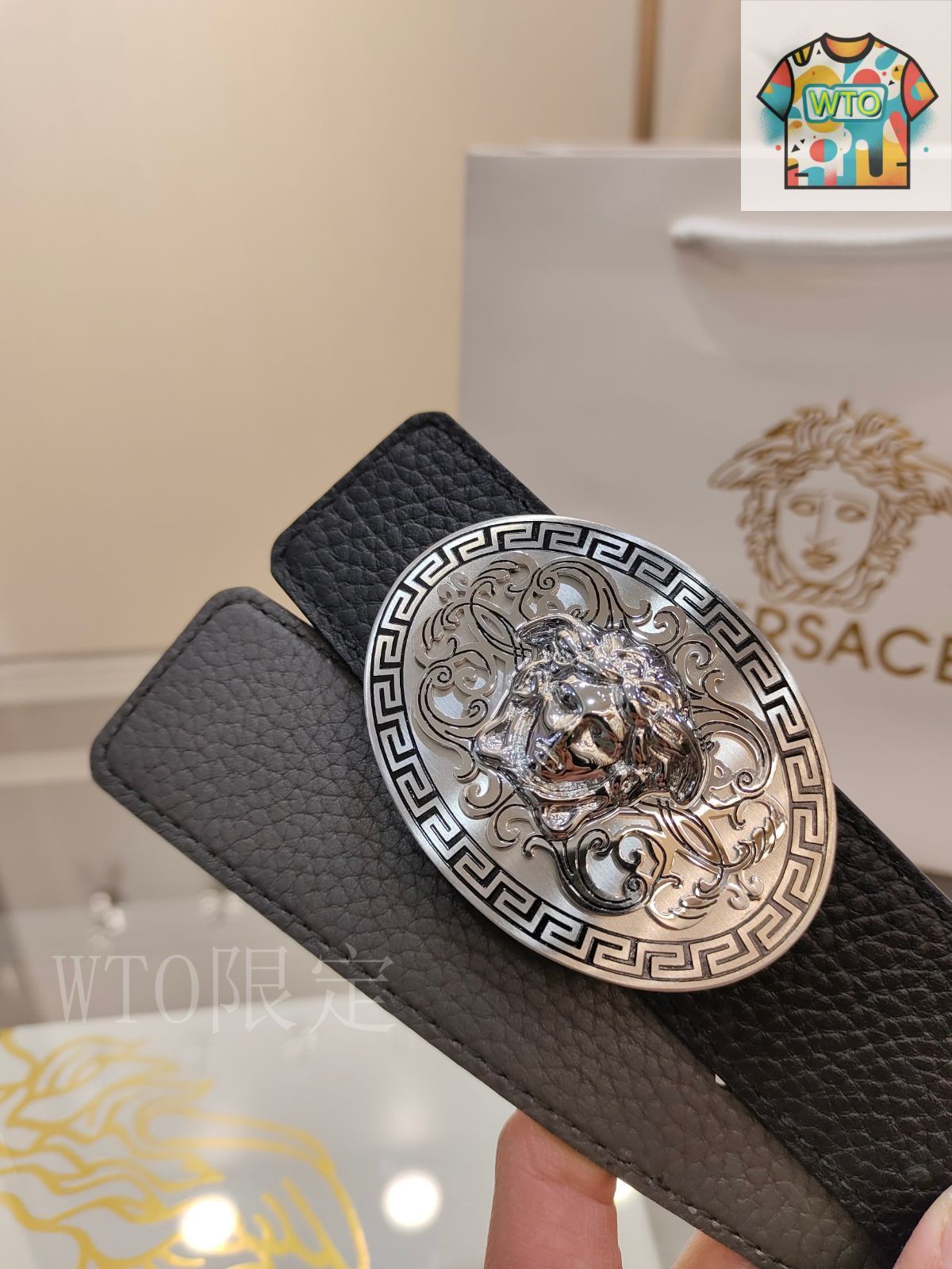 ✨激レア✨VERSACE ヴェルサーチ　メデューサ　スタッズ　ベルト　バックル 今日特価】Versace ヴェルサーチ メデューサベルト-3 - メルカリ