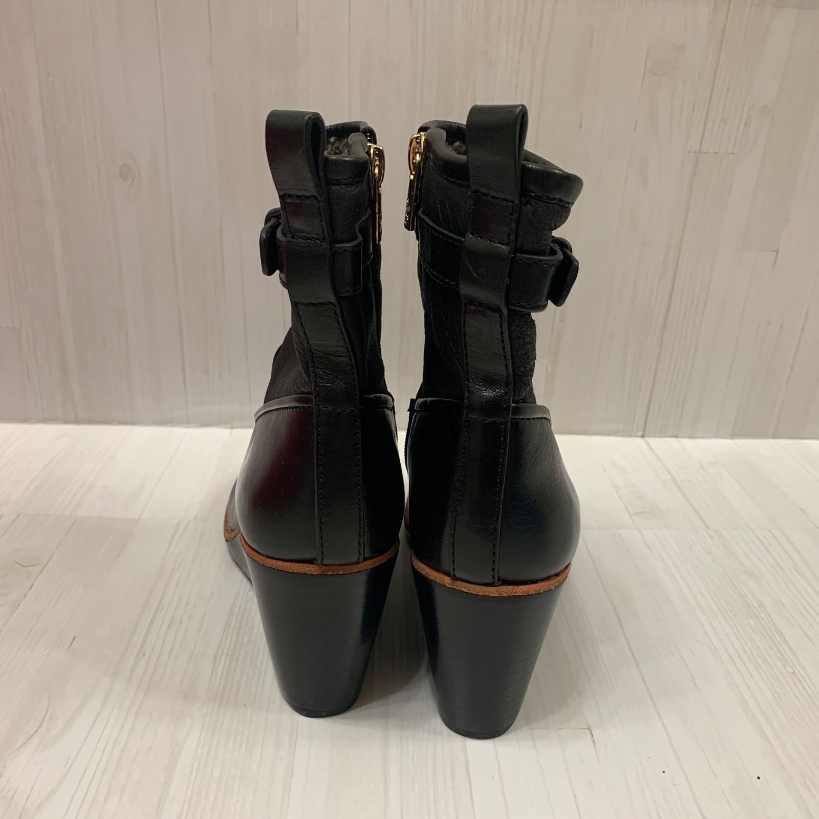 トリーバーチ ショートブーツ