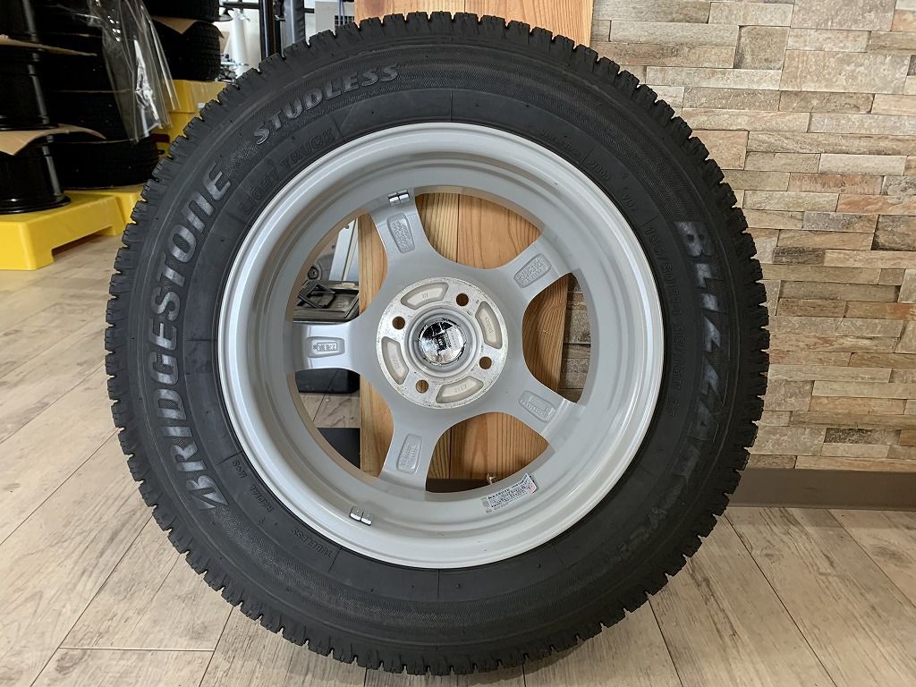 2304024】スタッドレス BRIDGESTONE CVW 14インチ 5J +39 PCD100 4H +