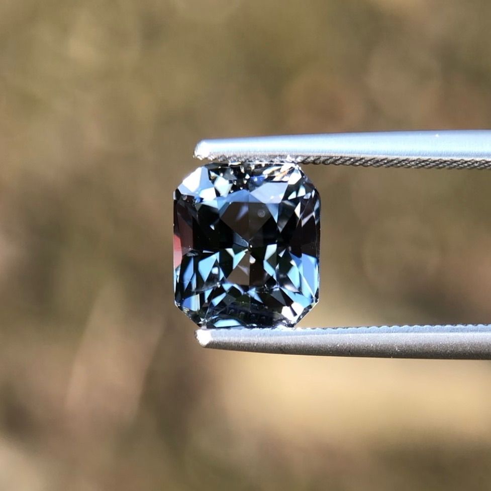 天然 非加熱 ライトブルー（プラチナ系） スピネル 2.49ct