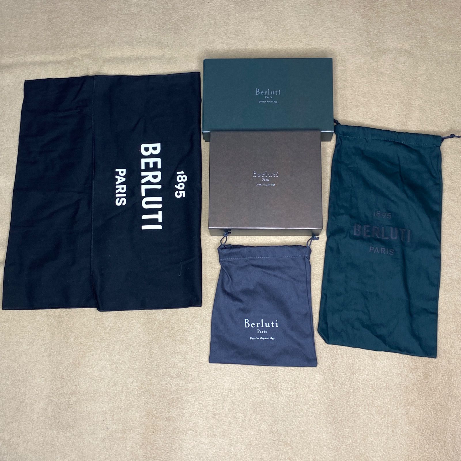 BERLUTI ベルルッティ 空箱 保存袋 - メルカリ