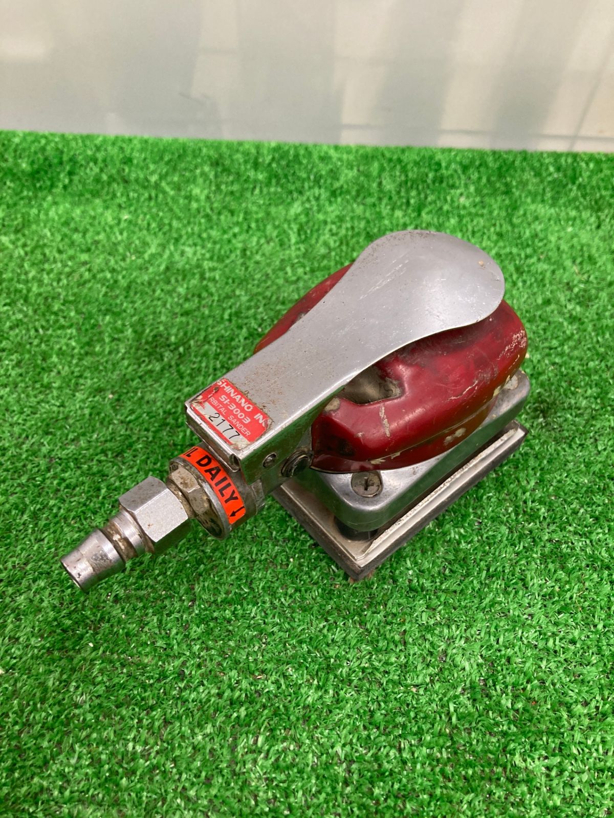 中古品】【0922】シナノ オービタルサンダー SI-3003 ITDOT2FJTS18 