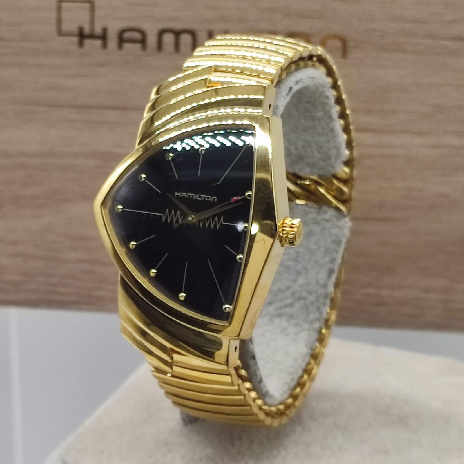 ハミルトンベンチュラゴールド　H243010 HAMILTON ベンチュラゴールドgold H243010