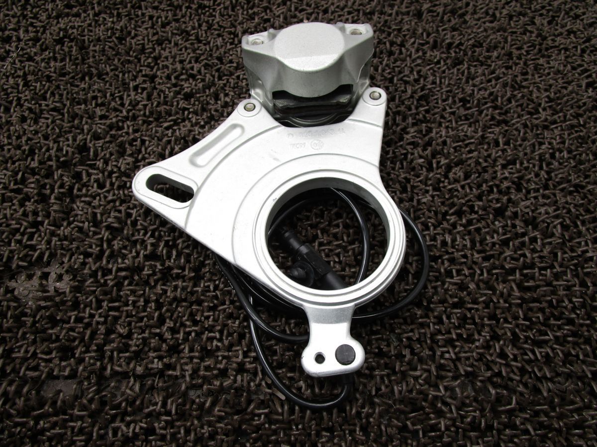 リアキャリパー