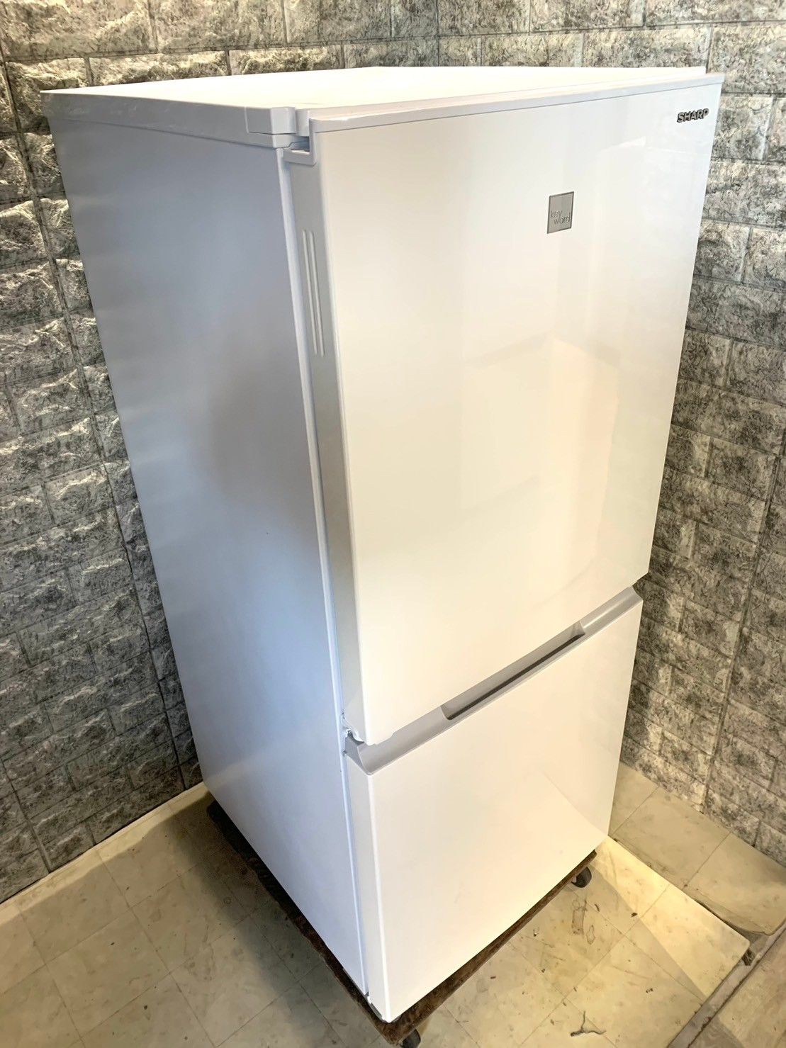 全国送料無料☆3か月保障付き☆冷蔵庫☆シャープ☆2021年☆152L☆SJ  