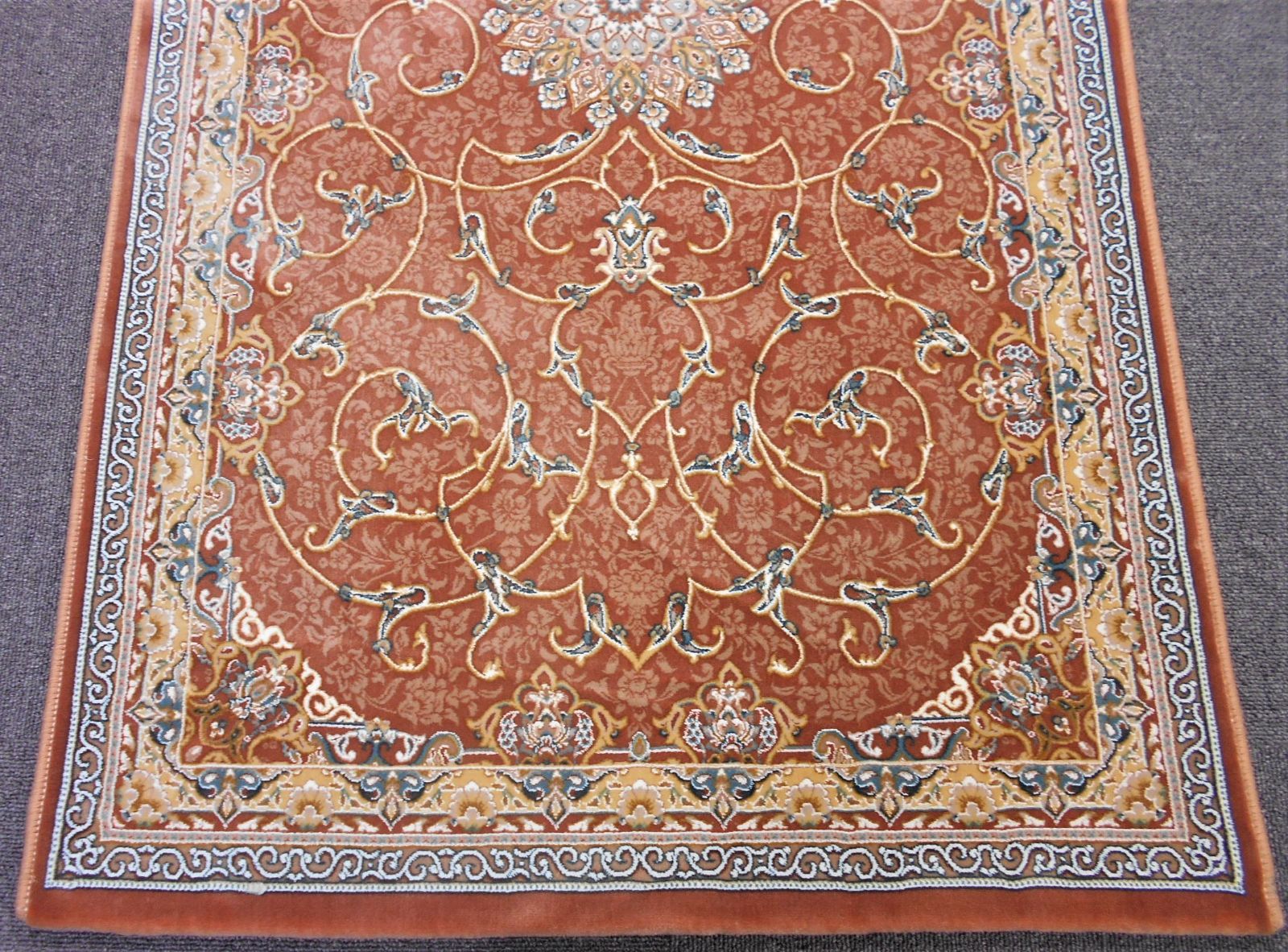 高密度、立体柄！本場イラン産 高品質絨毯！70×120cm‐50001 - ラグ ...