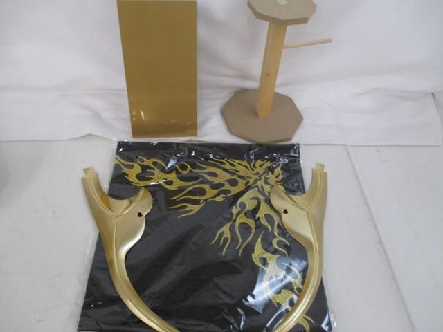 新品 五月人形 着用兜 金 雲龍彫金 神鷹 25号 櫃なし/黄金立札 端午の節句 こどもの日 新品 五月人形 着用兜 金 雲龍彫金 神鷹 25号 櫃なし/黄金