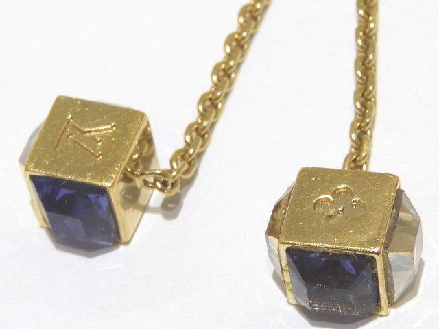 LOUIS VUITTON ヴィトン ピアス ☆ M66059 ブークルドレイユ