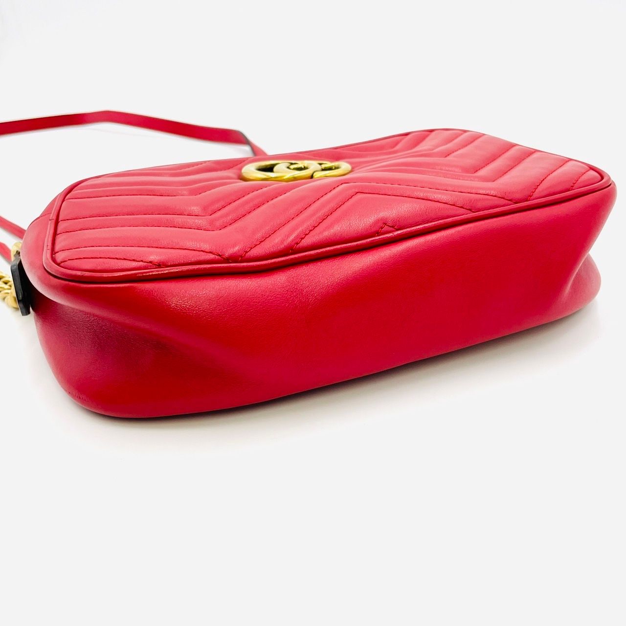 GUCCI チェーンショルダーバッグ