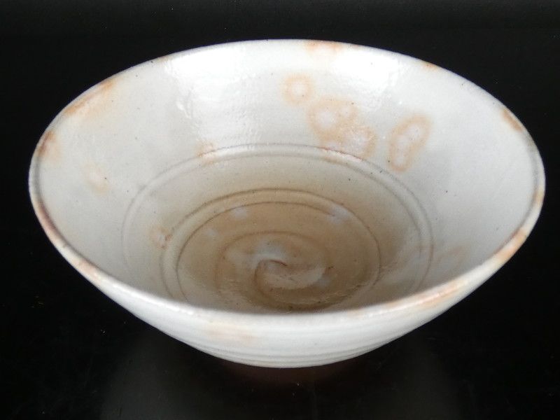 【茶道具】吉向翔平作 粉引茶碗 A166 茶道具】吉向翔平作 粉引茶碗 A166 - メルカリ