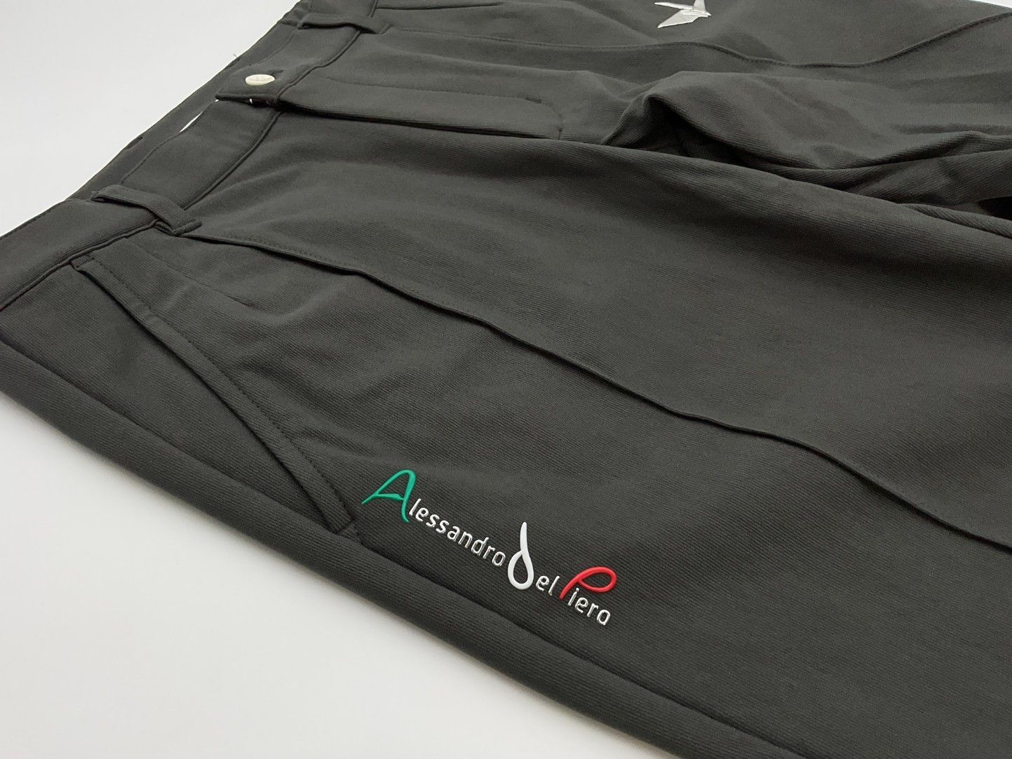 未使用 1PIU1UGUALE3 GOLF 5 グレー ADP ZIP SLACKS - メルカリ