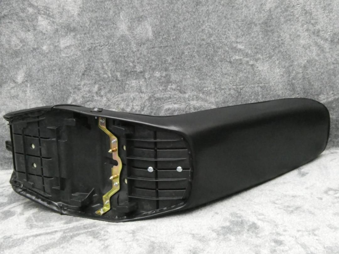 ZRX400 黒皮 60cm 三段シート/ブラック 補強入り 3段