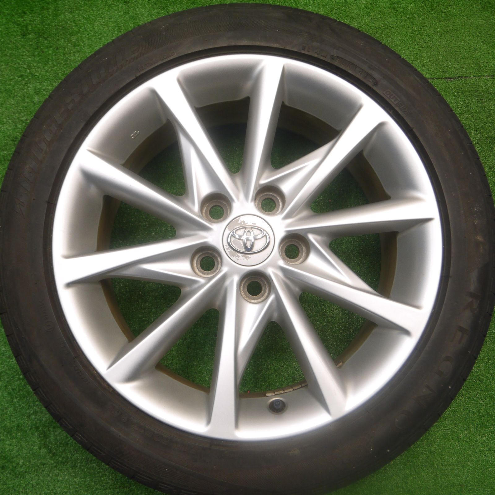 送料無料* 4本価格☆トヨタ プリウスα 純正 215/50R17 ブリヂストン 